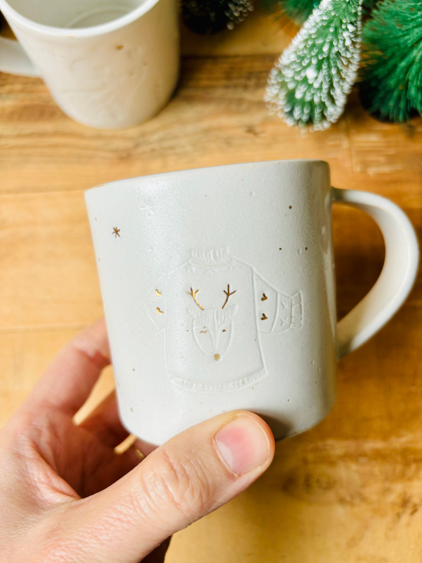Christmas mug 5 - white and gold - sweater