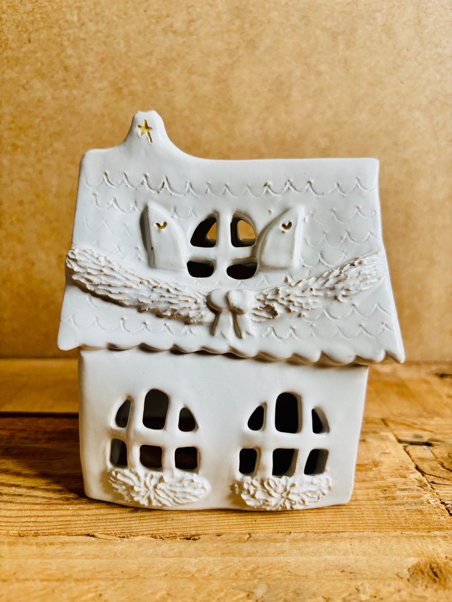 House 1 - white and gold tealight holder