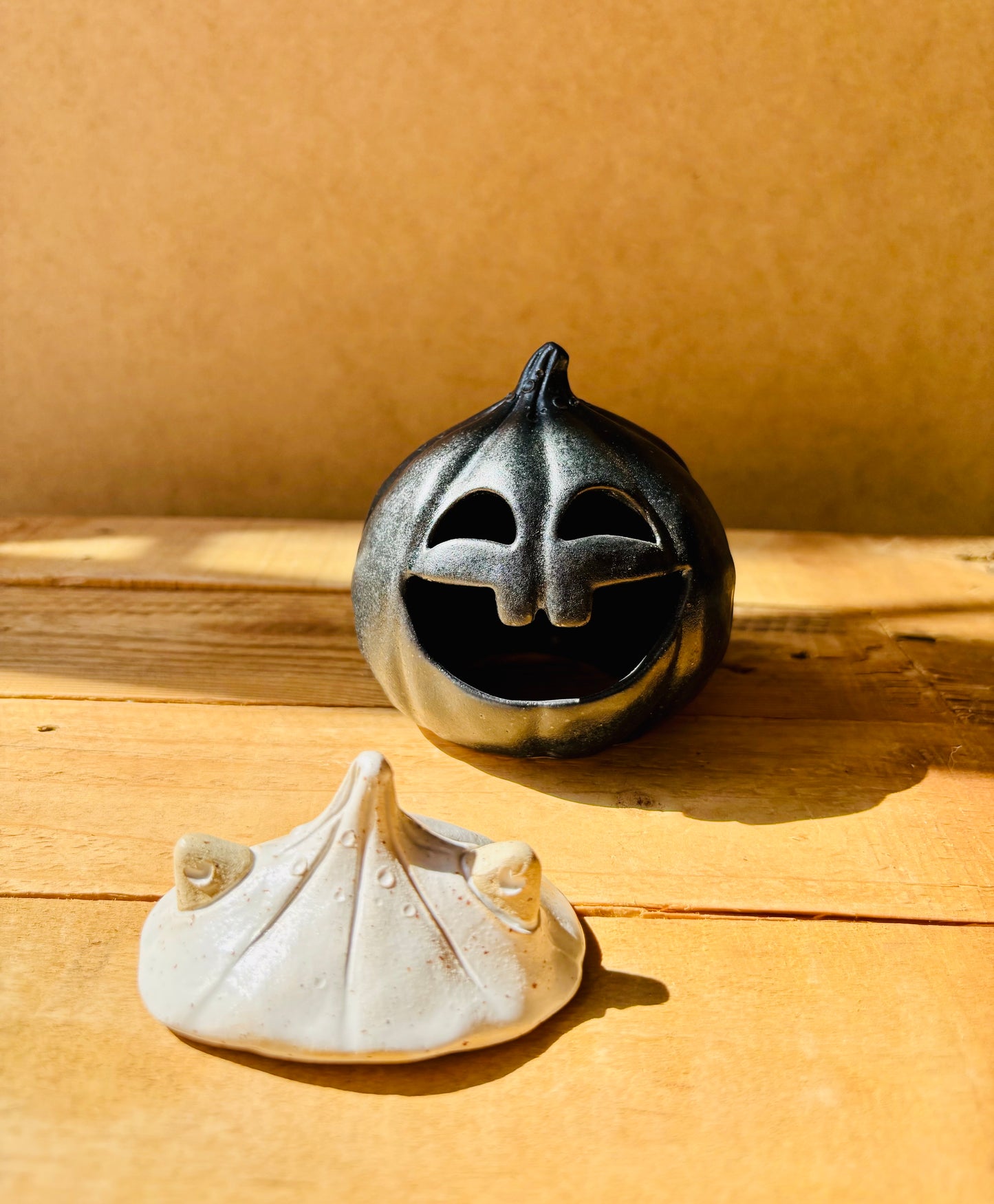 SUZIE - black tealight holder