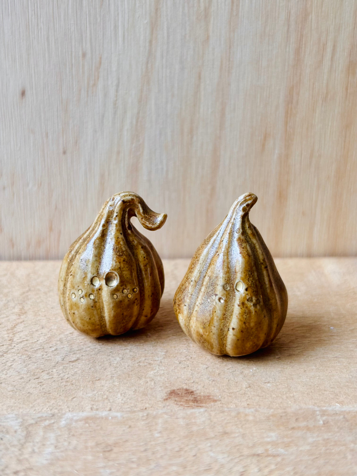 Citrouille miniature kaki pyrité et or - 2