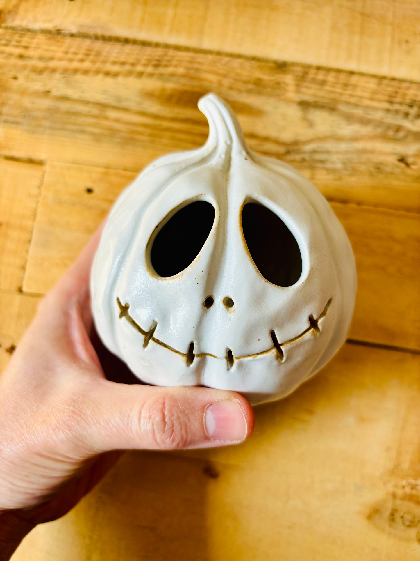 PATRICK - white tealight holder - imperfect 1