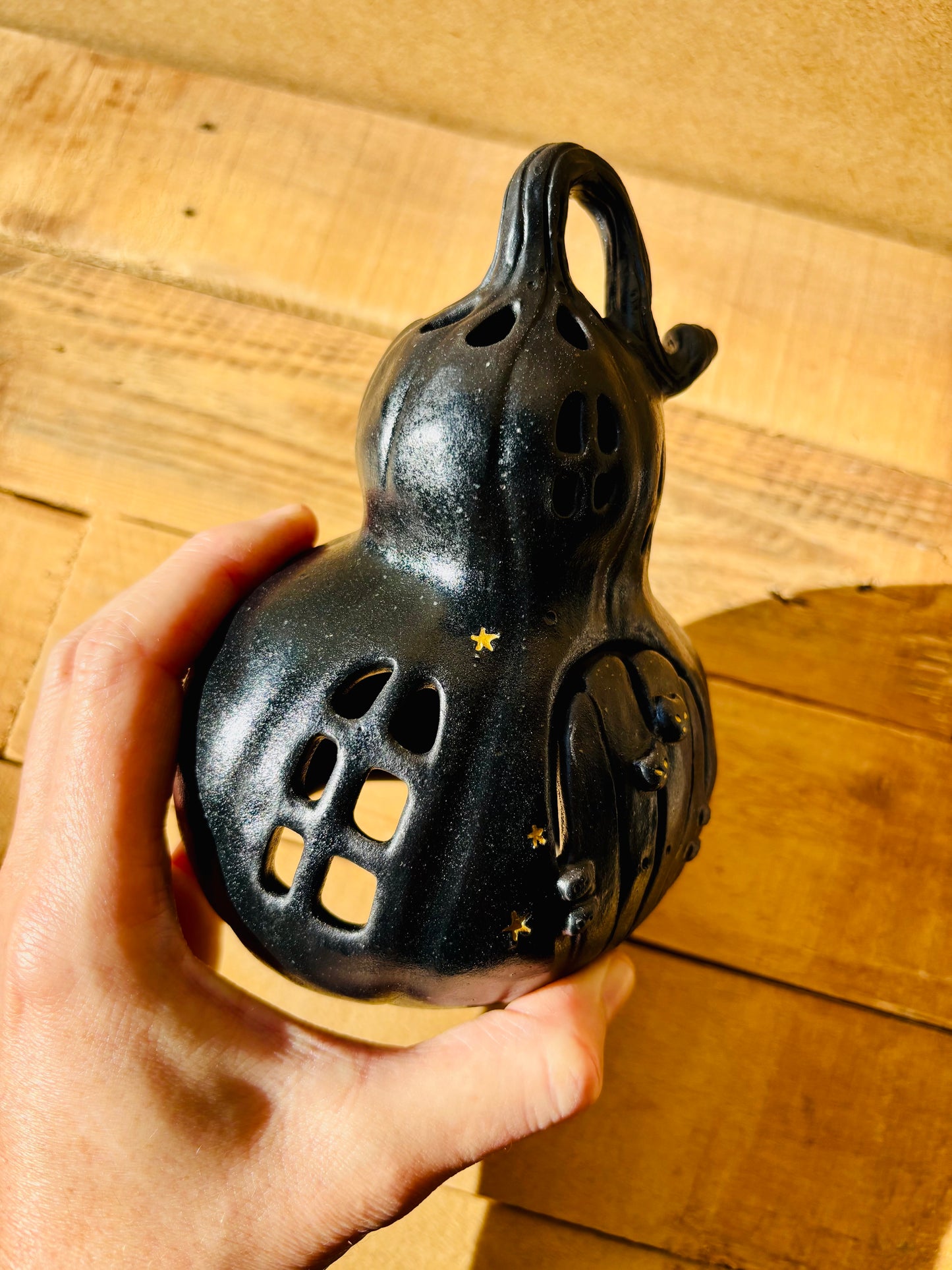 Grande maison citrouille - photophore noir et doré 1