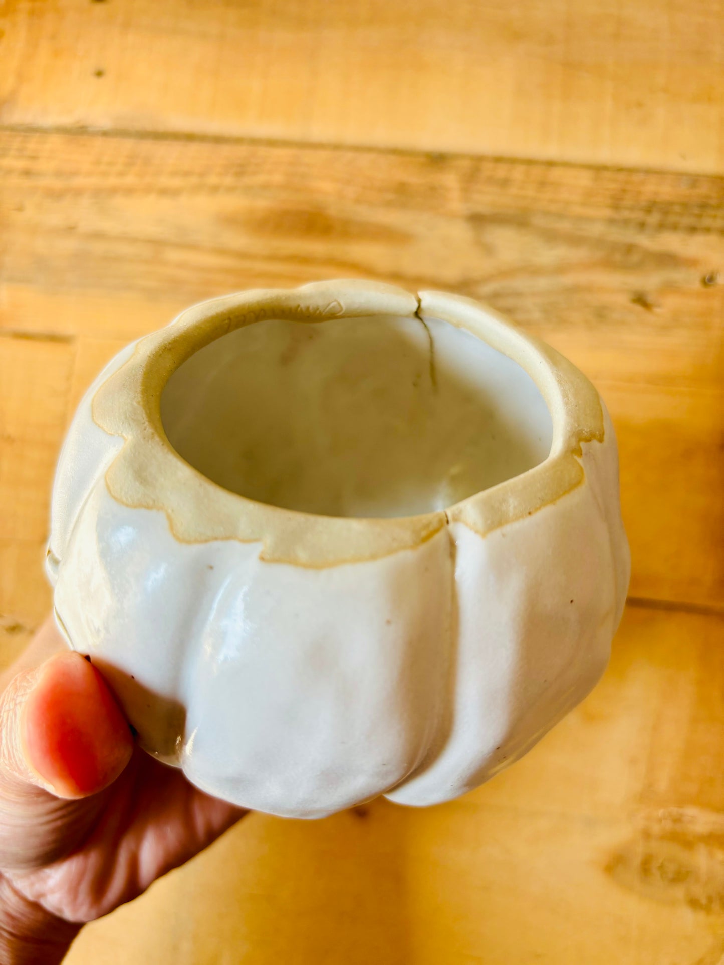 PATRICK - white tealight holder - imperfect 1