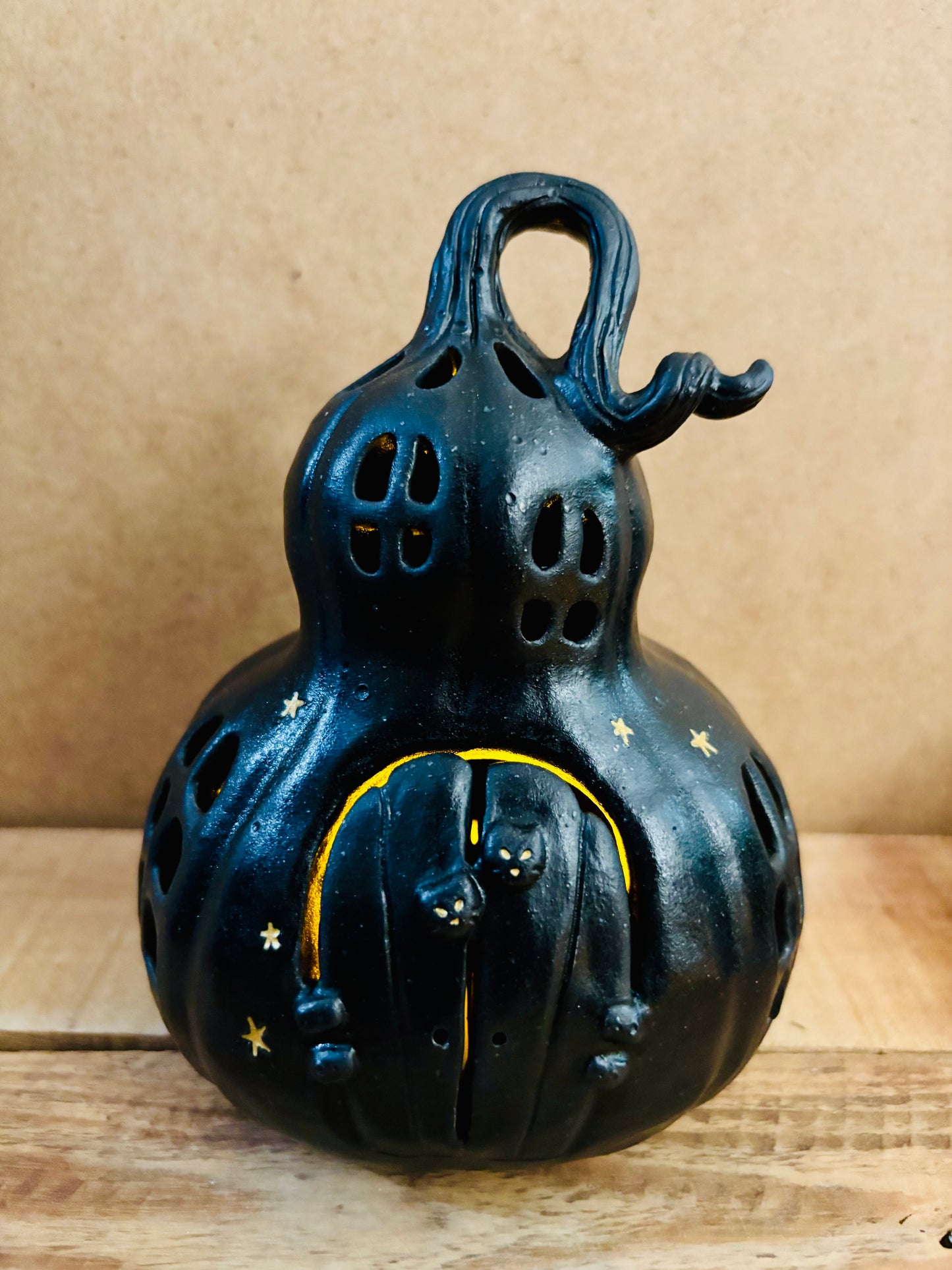 Grande maison citrouille - photophore noir et doré 1