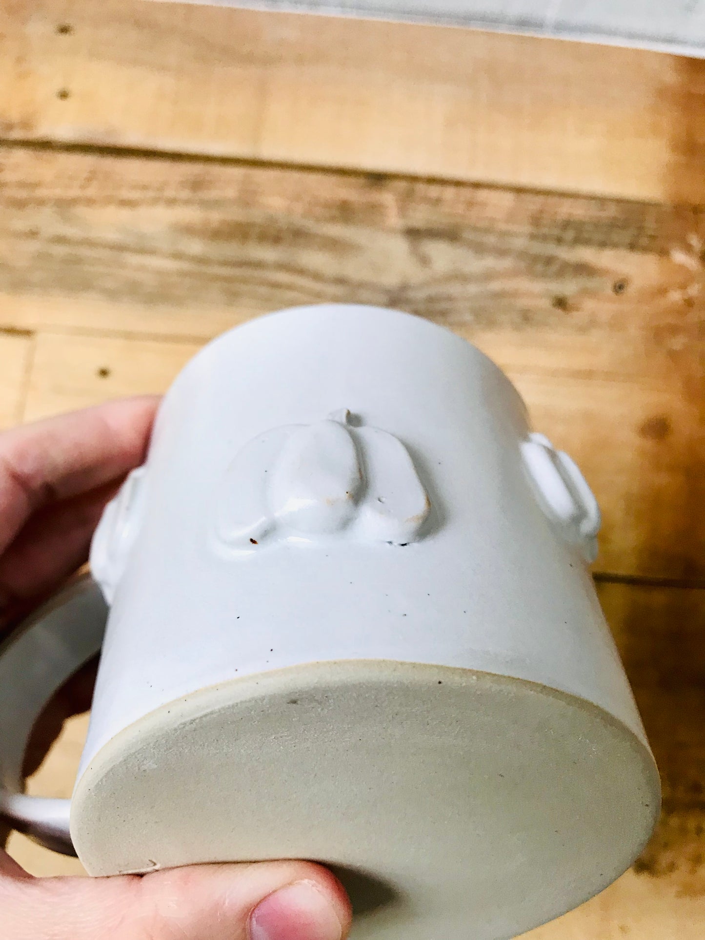 Mug with small white pumpkins - imperfect 1