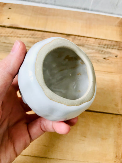 LUCY - white tealight holder - imperfect 4