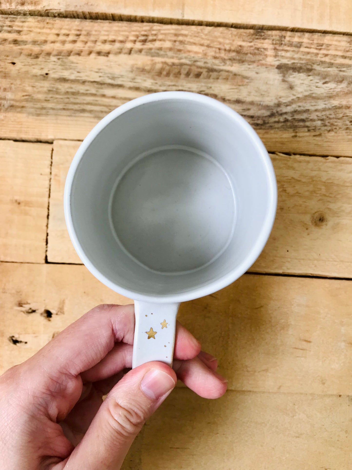 Tasse chapeau de sorcière - blanc et or - 3 imparfaite