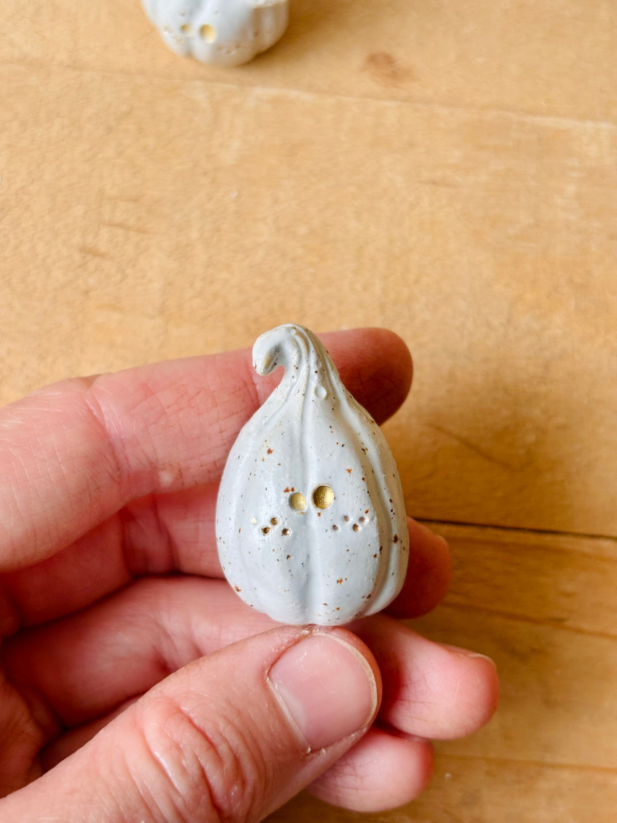 Citrouille miniature blanc pyrité et or - 3