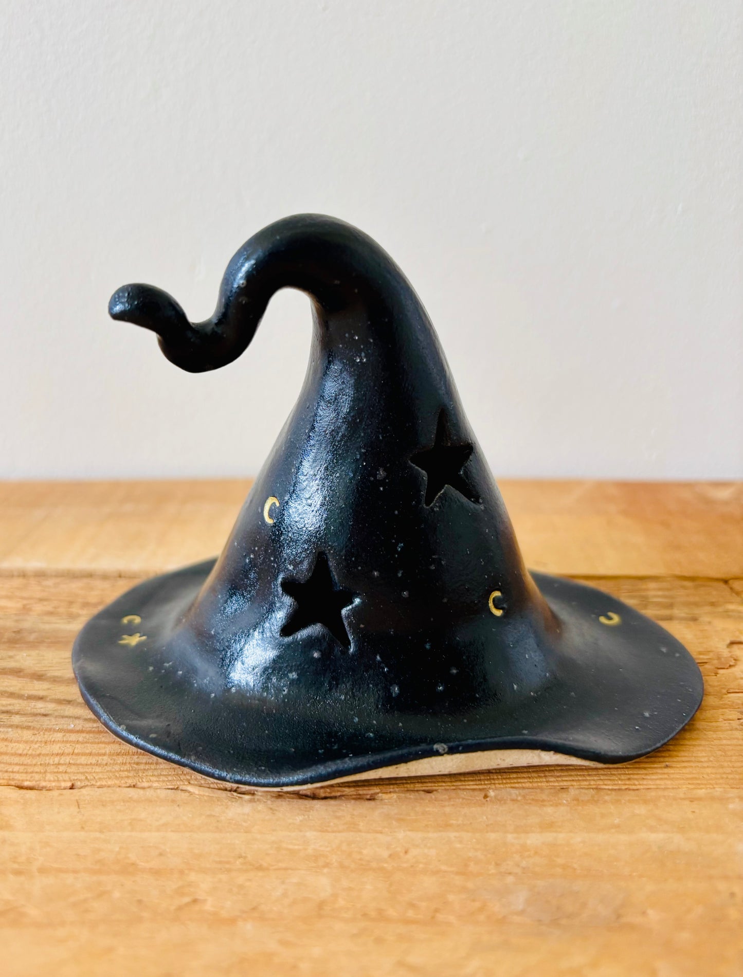 Chapeau de Sorcière  - photophore noir et doré imparfait
