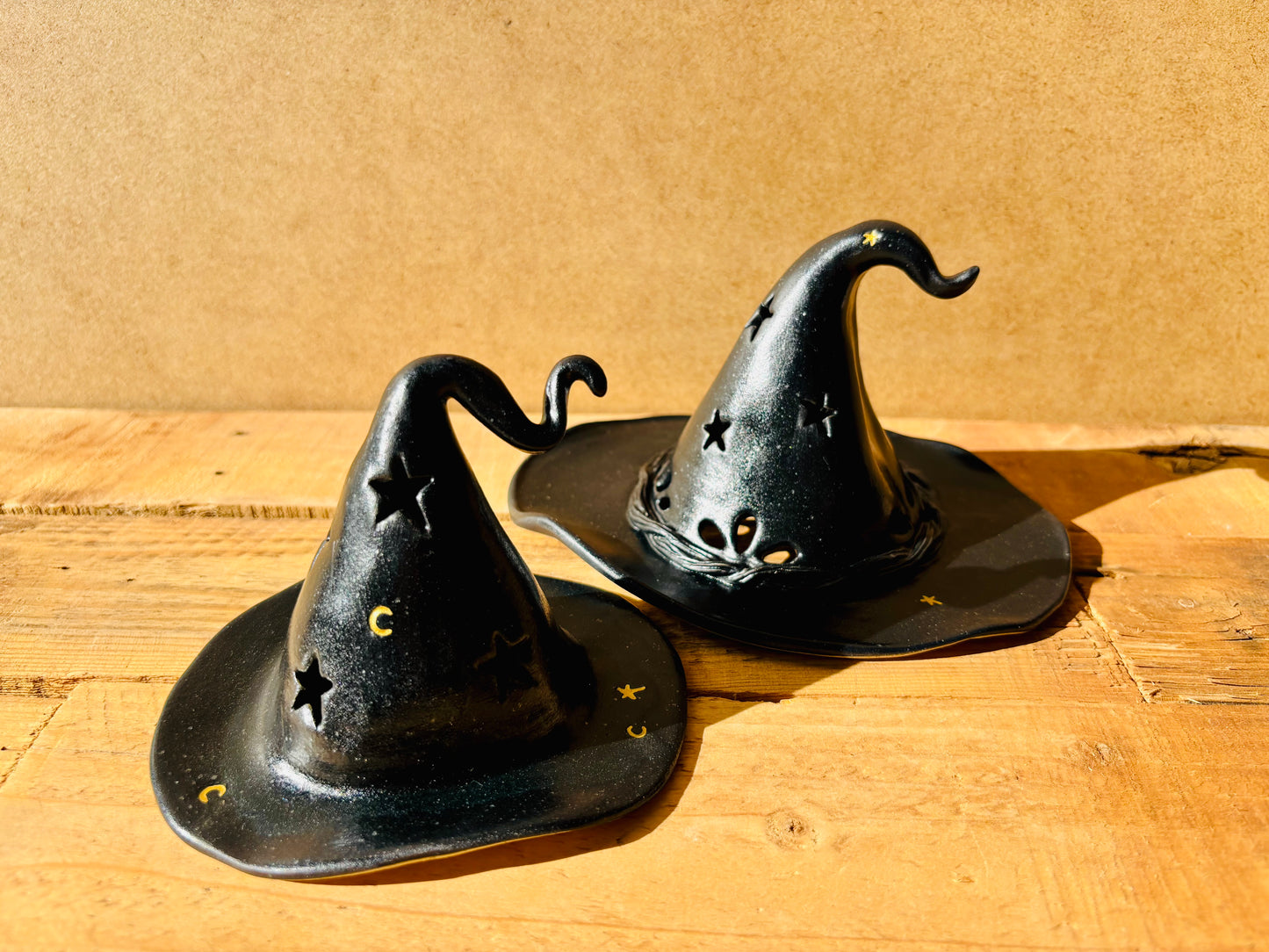 Chapeau de Sorcière  - photophore noir et doré 1