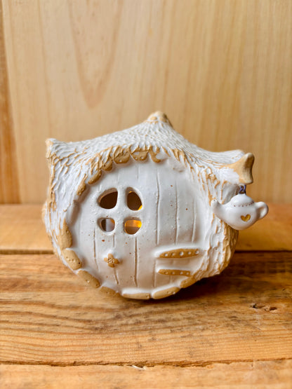 House 1 - white and gold tealight holder