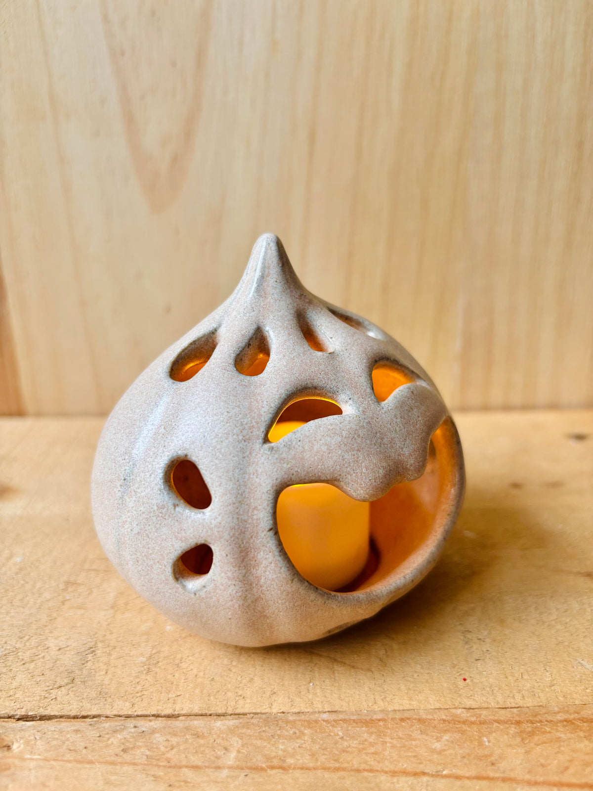 PATRICK - white tealight holder