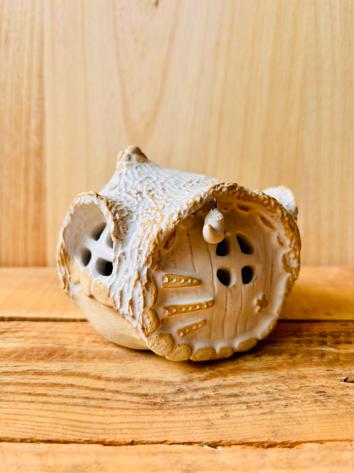 Maison Hobbit - photophore blanc et or 39