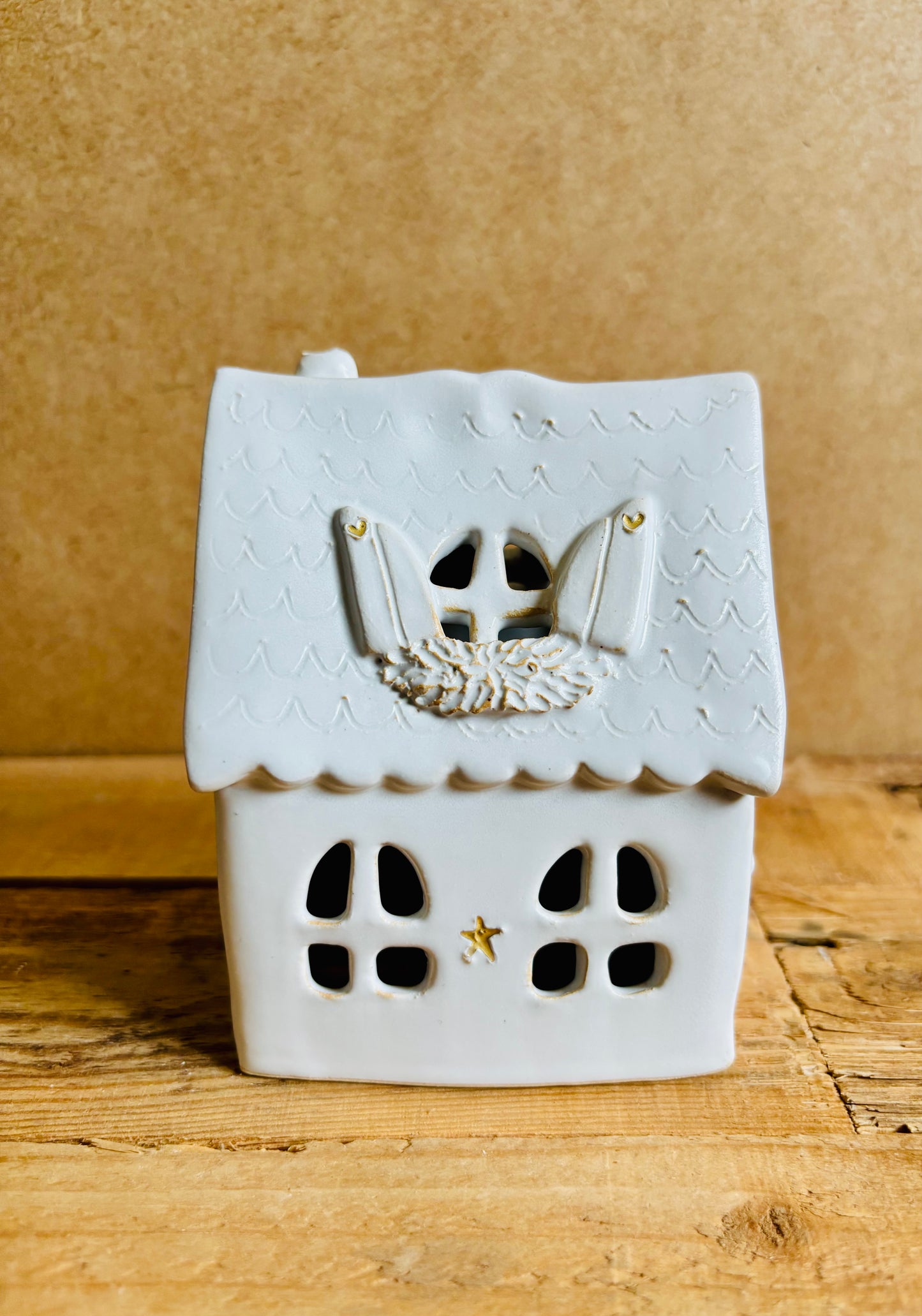 House 1 - white and gold tealight holder
