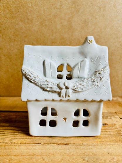 House 1 - white and gold tealight holder