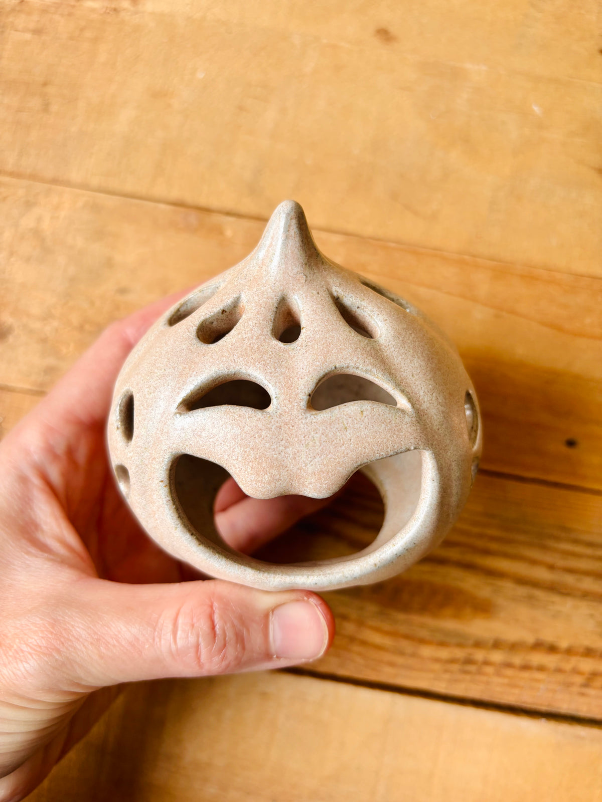 PATRICK - white tealight holder