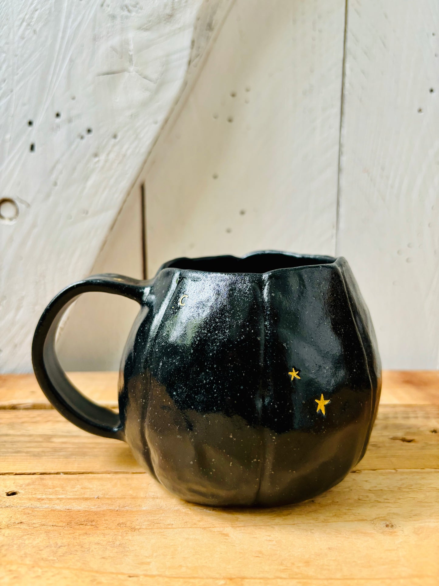 Tasse citrouille - noir et doré 1