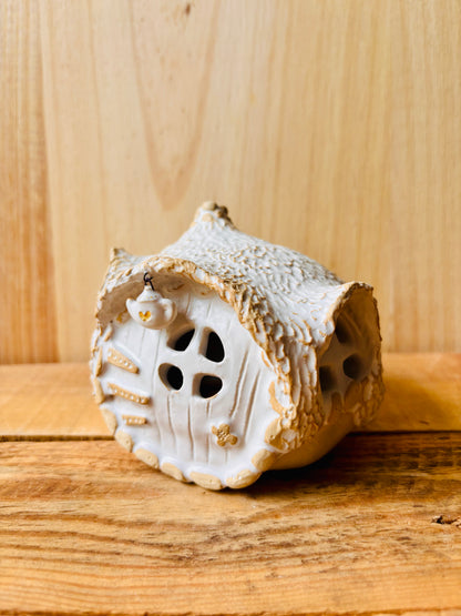 Maison Hobbit - photophore blanc et or 39