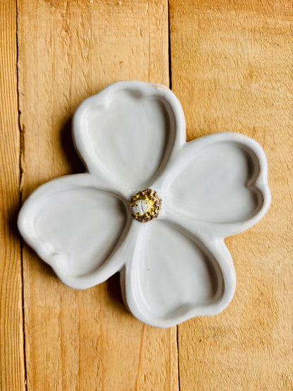 Petite fleur et coccinelle palette aquarelle blanche et or - 2