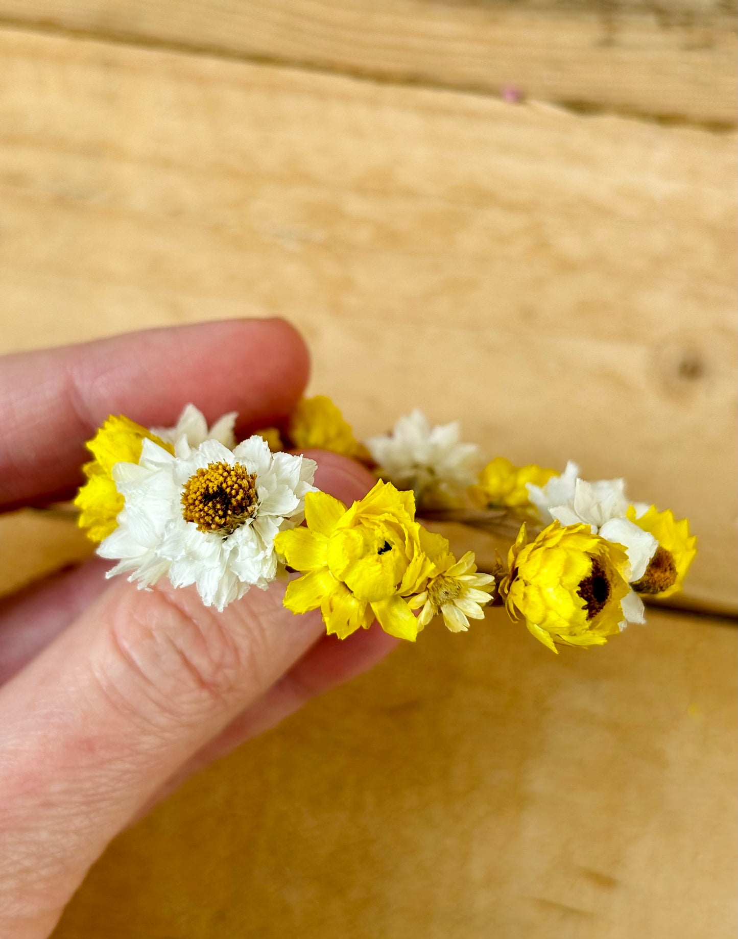 Petite couronne de fleurs séchées - 10