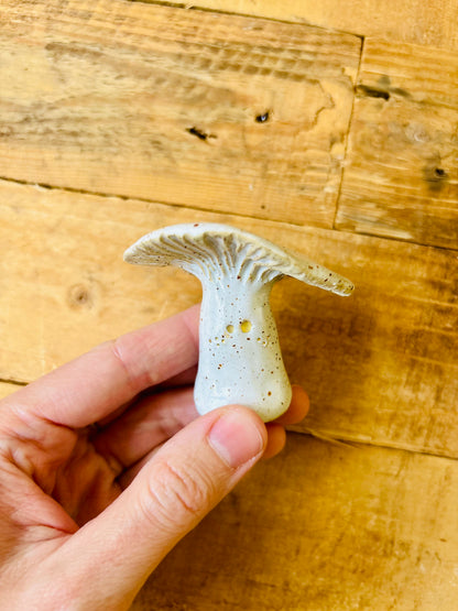 PATRICK - white tealight holder