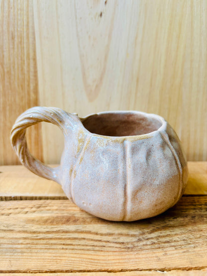 Tasse citrouille beige et or - 2