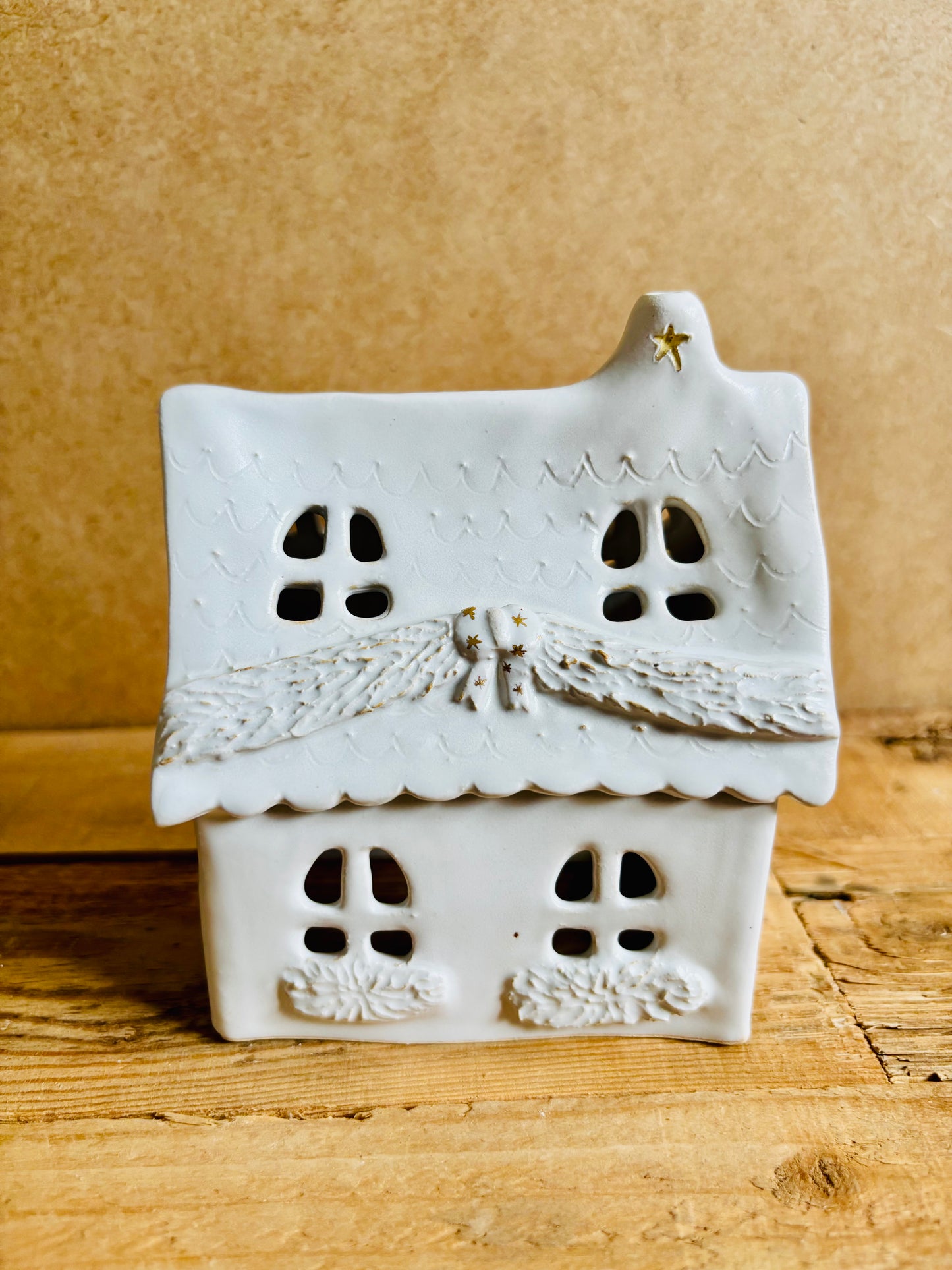 House 1 - white and gold tealight holder