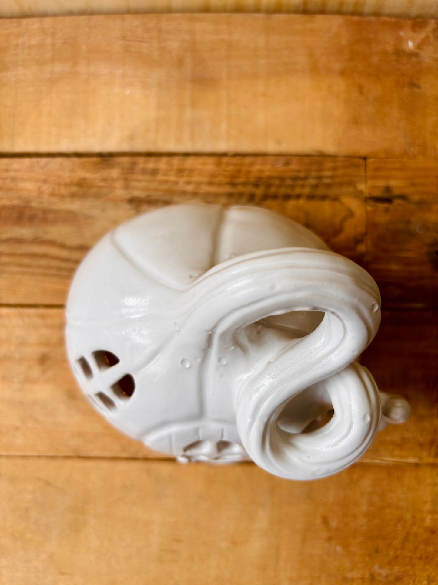 Maison citrouille - photophore blanc et or - imparfaite