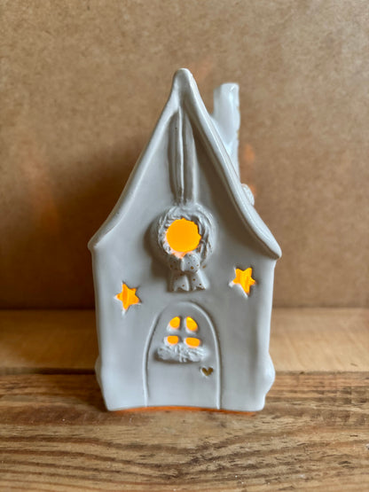 House 1 - white and gold tealight holder