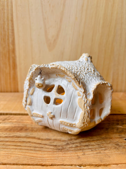 House 1 - white and gold tealight holder
