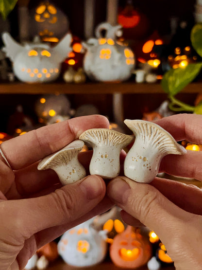 PATRICK - white tealight holder