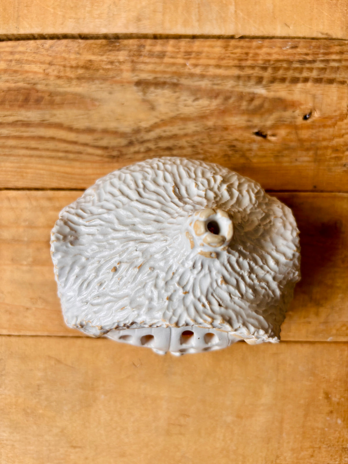House 1 - white and gold tealight holder