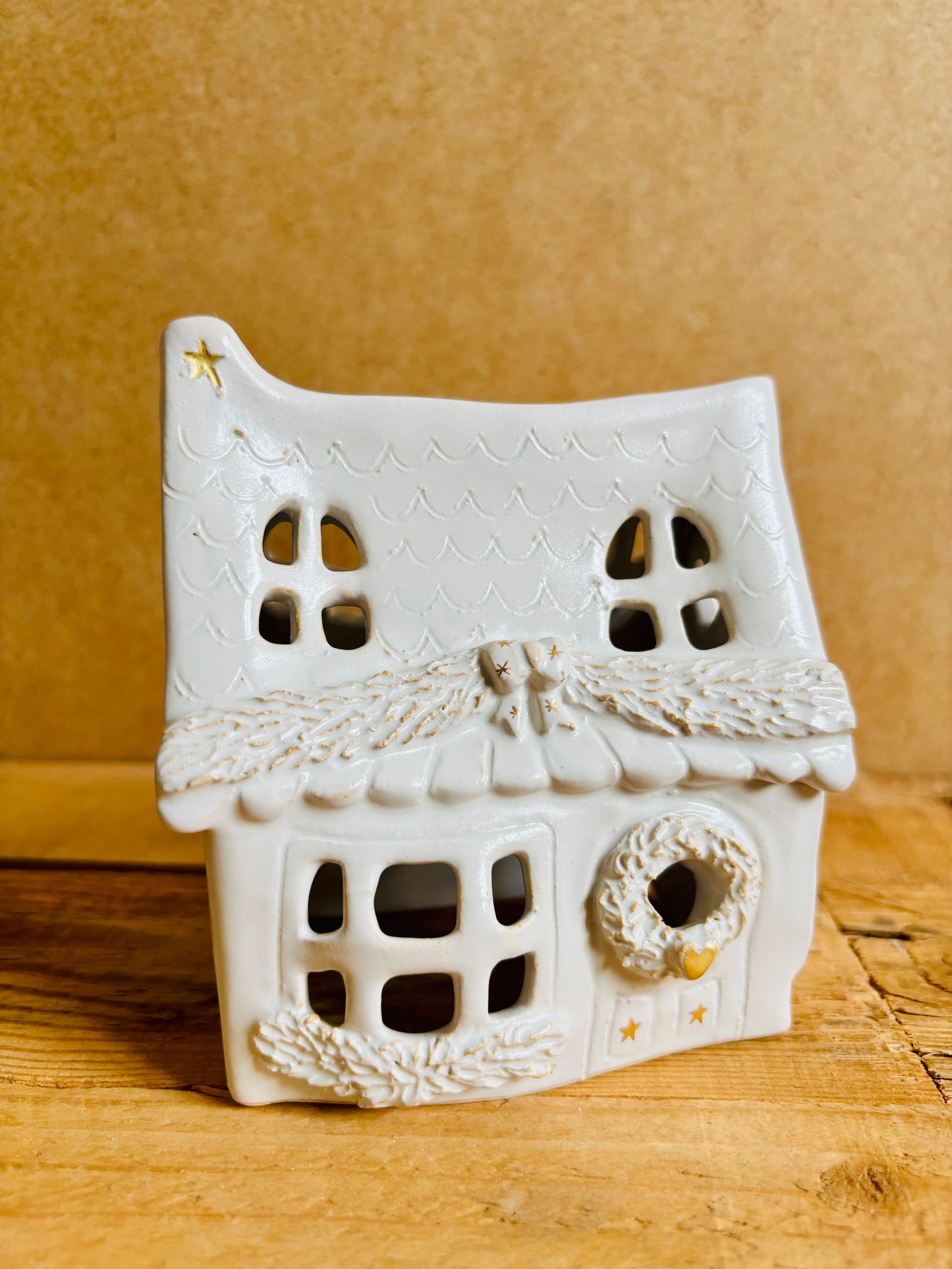 House 1 - white and gold tealight holder