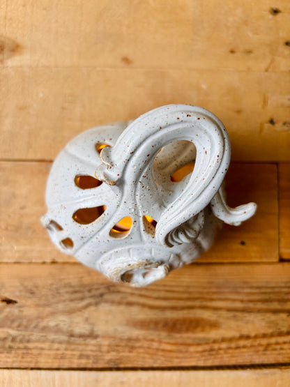 Maison citrouille - photophore blanc moucheté et or 7