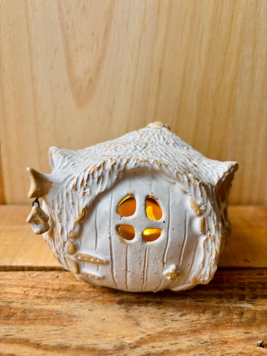 Maison Hobbit - photophore blanc et or 33