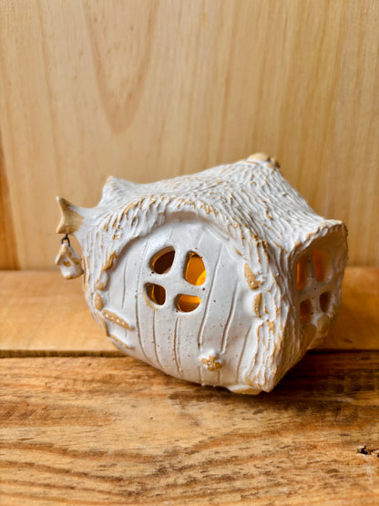 Maison Hobbit - photophore blanc et or 33