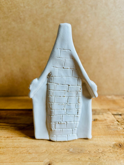 House 1 - white and gold tealight holder