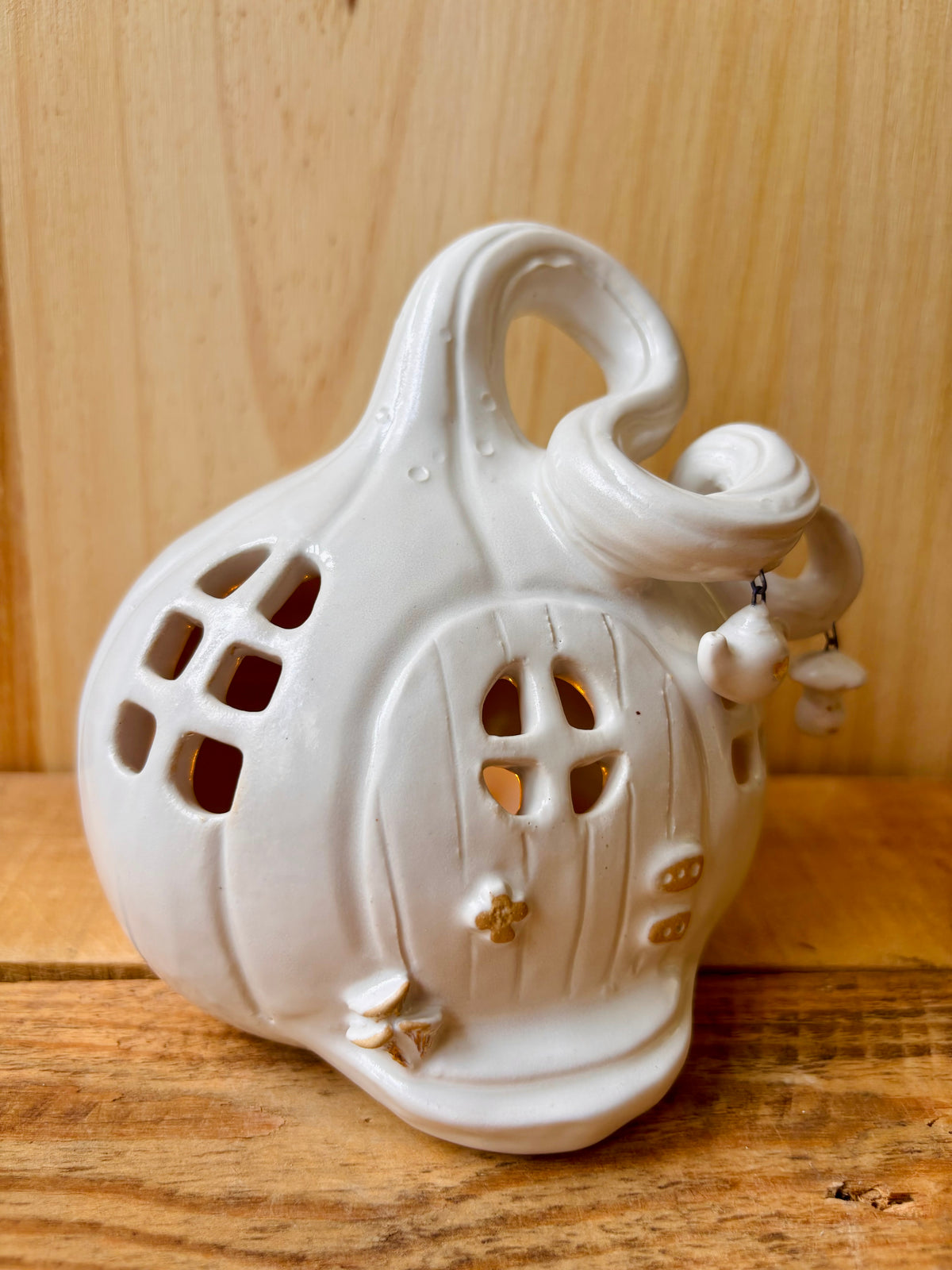Grande maison citrouille - photophore blanc et or
