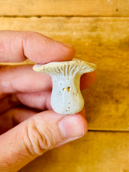 PATRICK - white tealight holder