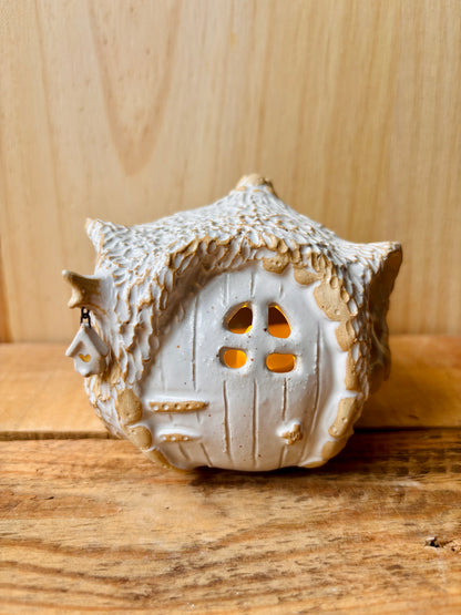 Maison Hobbit - photophore blanc et or 22
