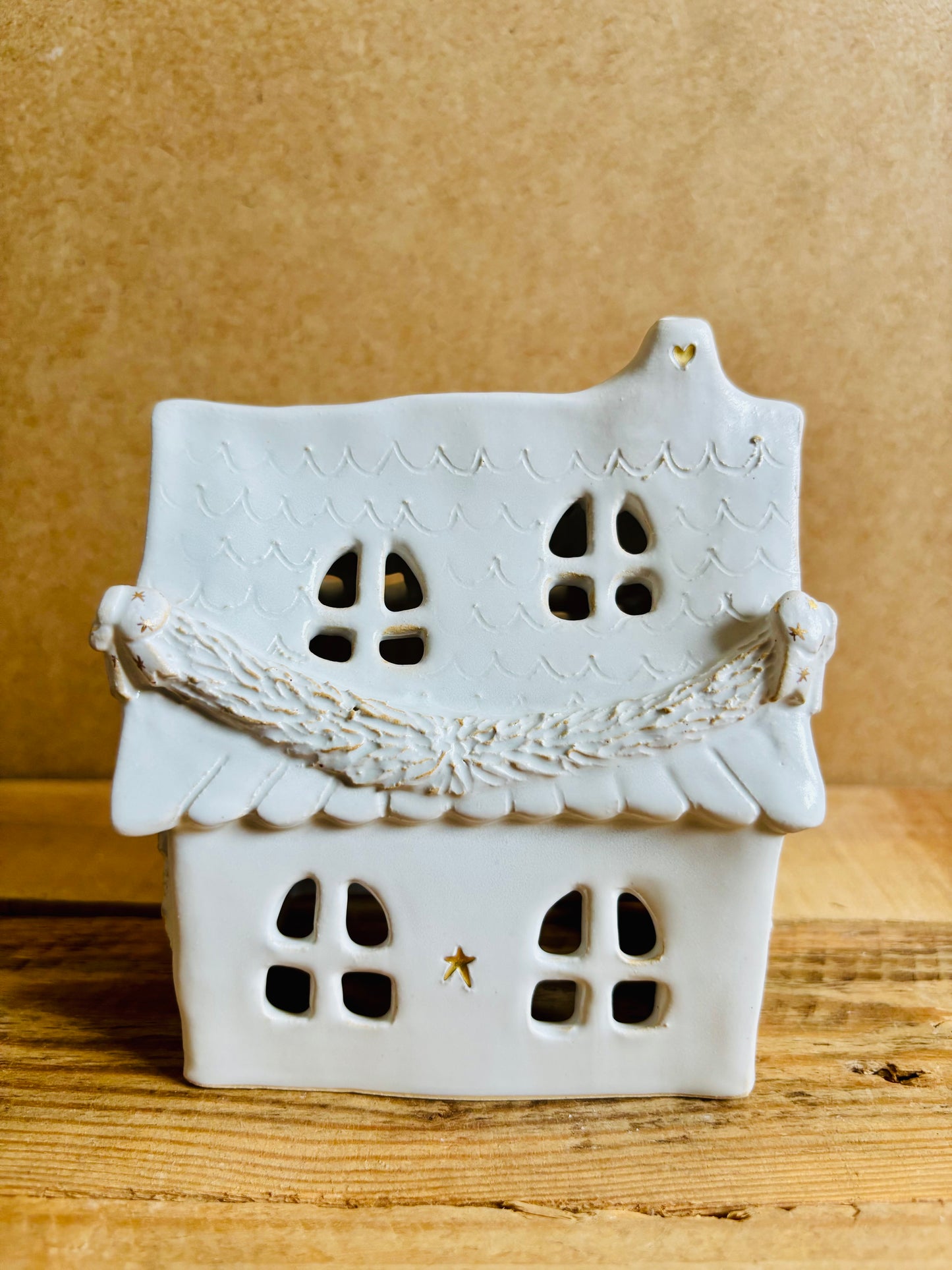 House 1 - white and gold tealight holder