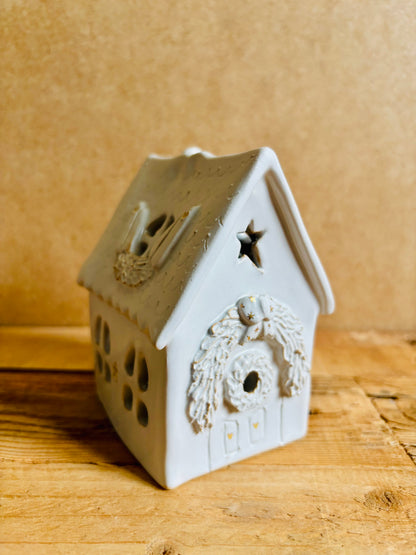House 1 - white and gold tealight holder