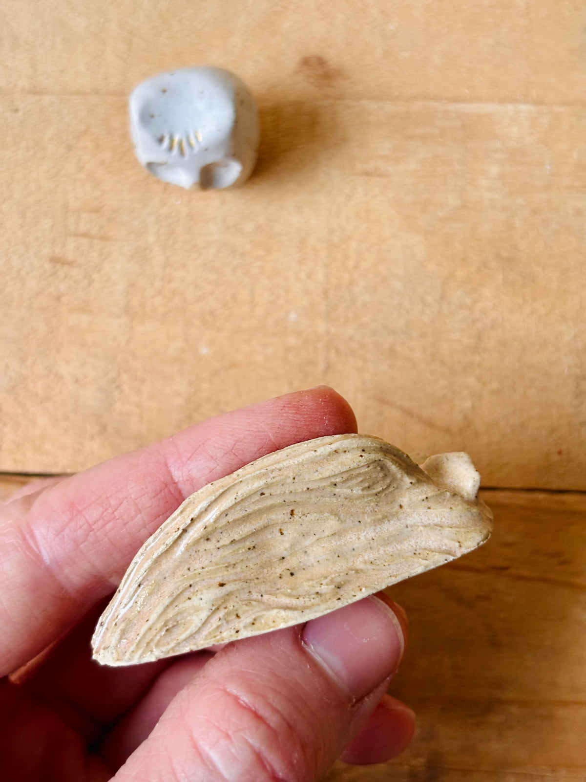 Hibou miniature blanc pyrité et or - 2