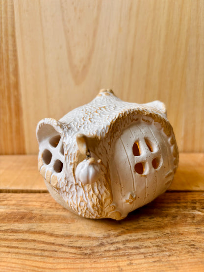 House 1 - white and gold tealight holder