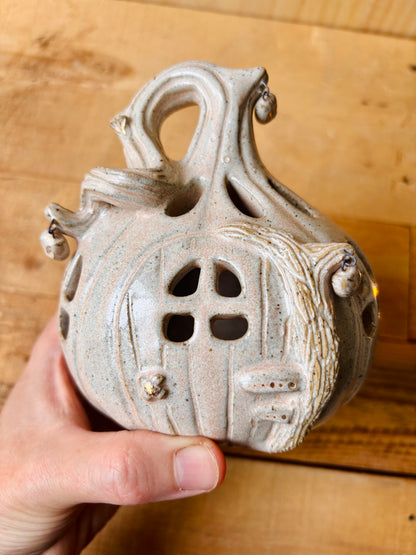 Maison citrouille - photophore beige moucheté
