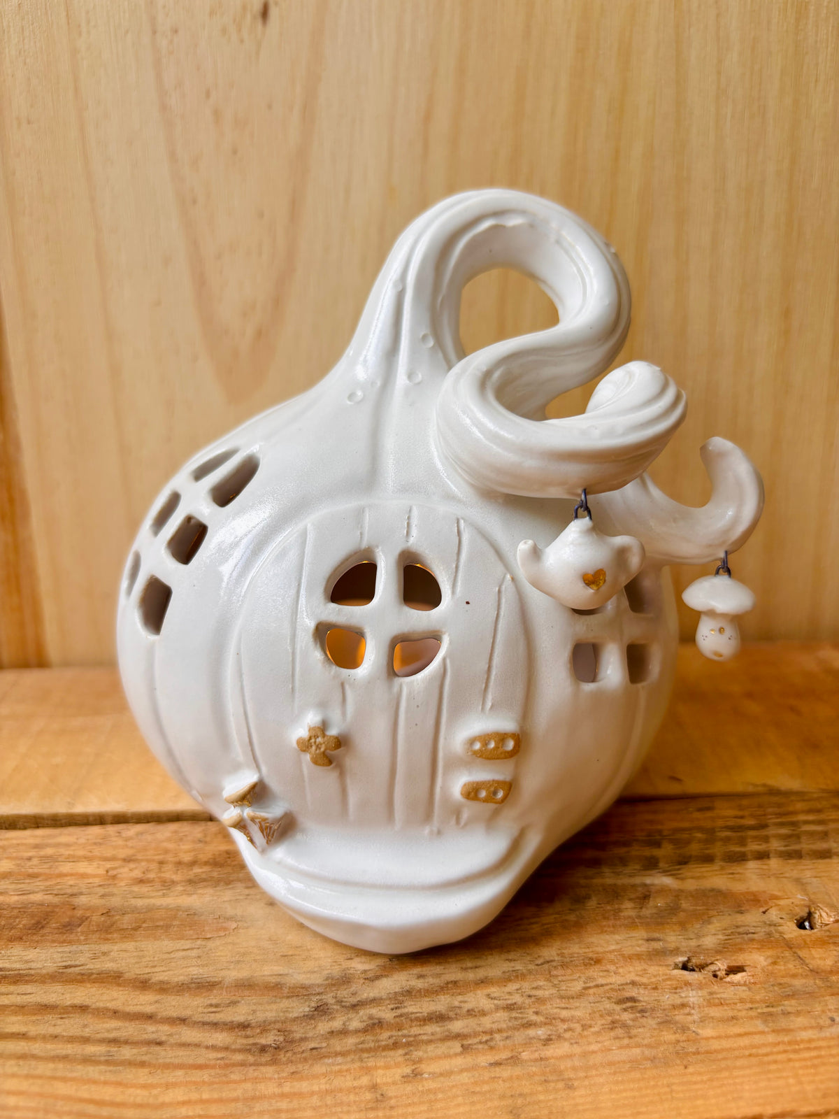 Grande maison citrouille - photophore blanc et or