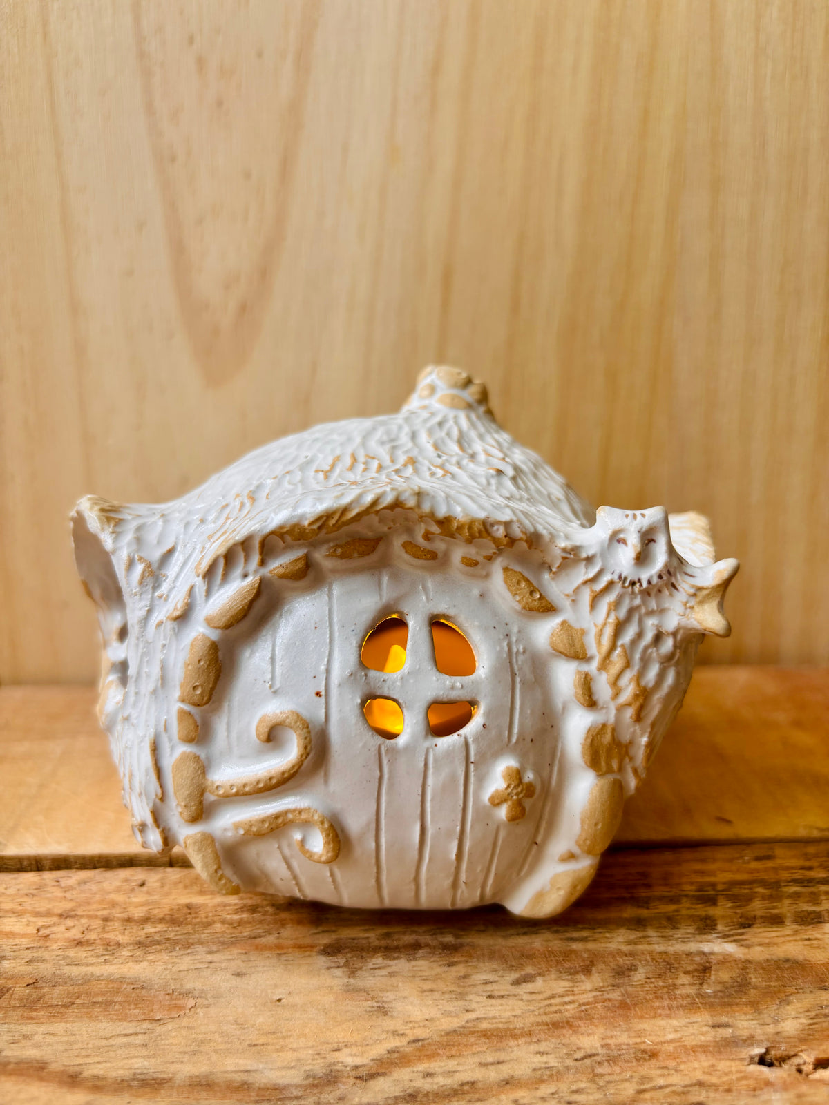 Maison Hobbit - photophore blanc et or 30