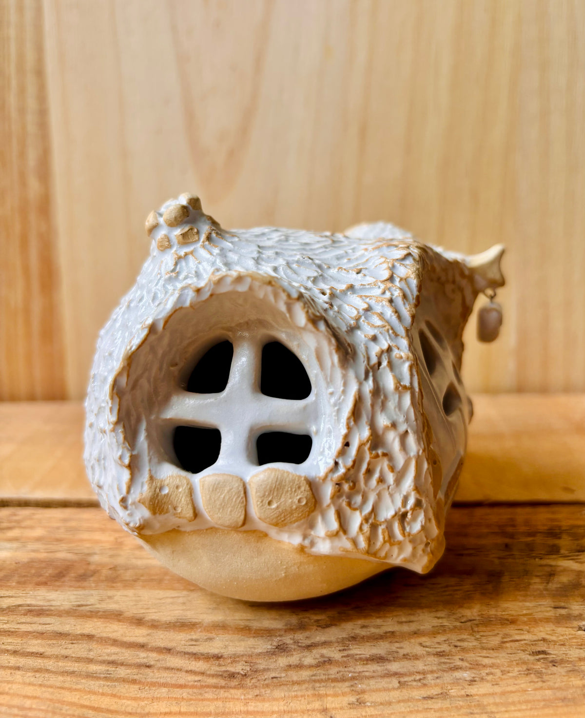 Maison Hobbit - photophore blanc et or 1