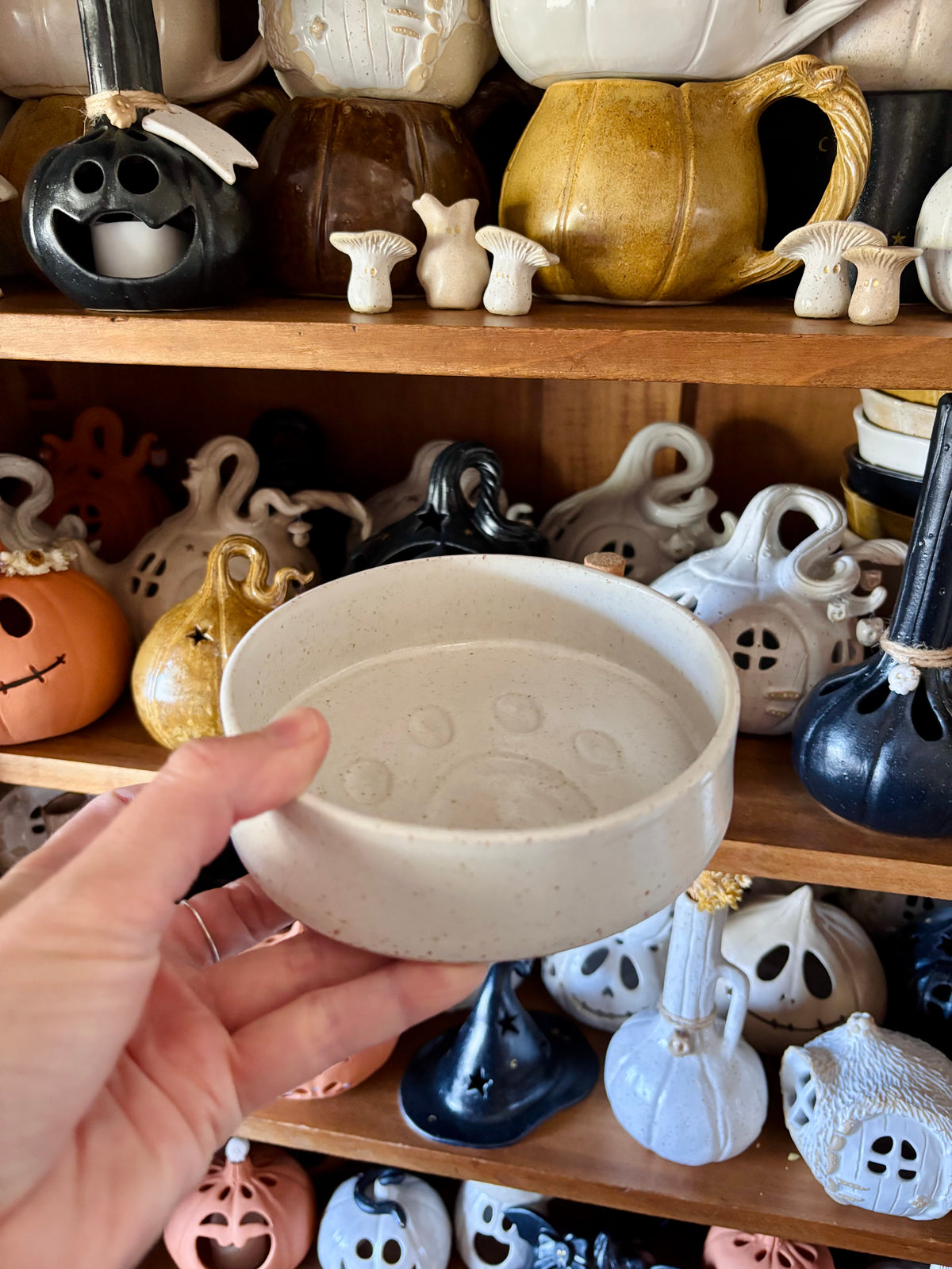 Footprint pattern bowl - in stock