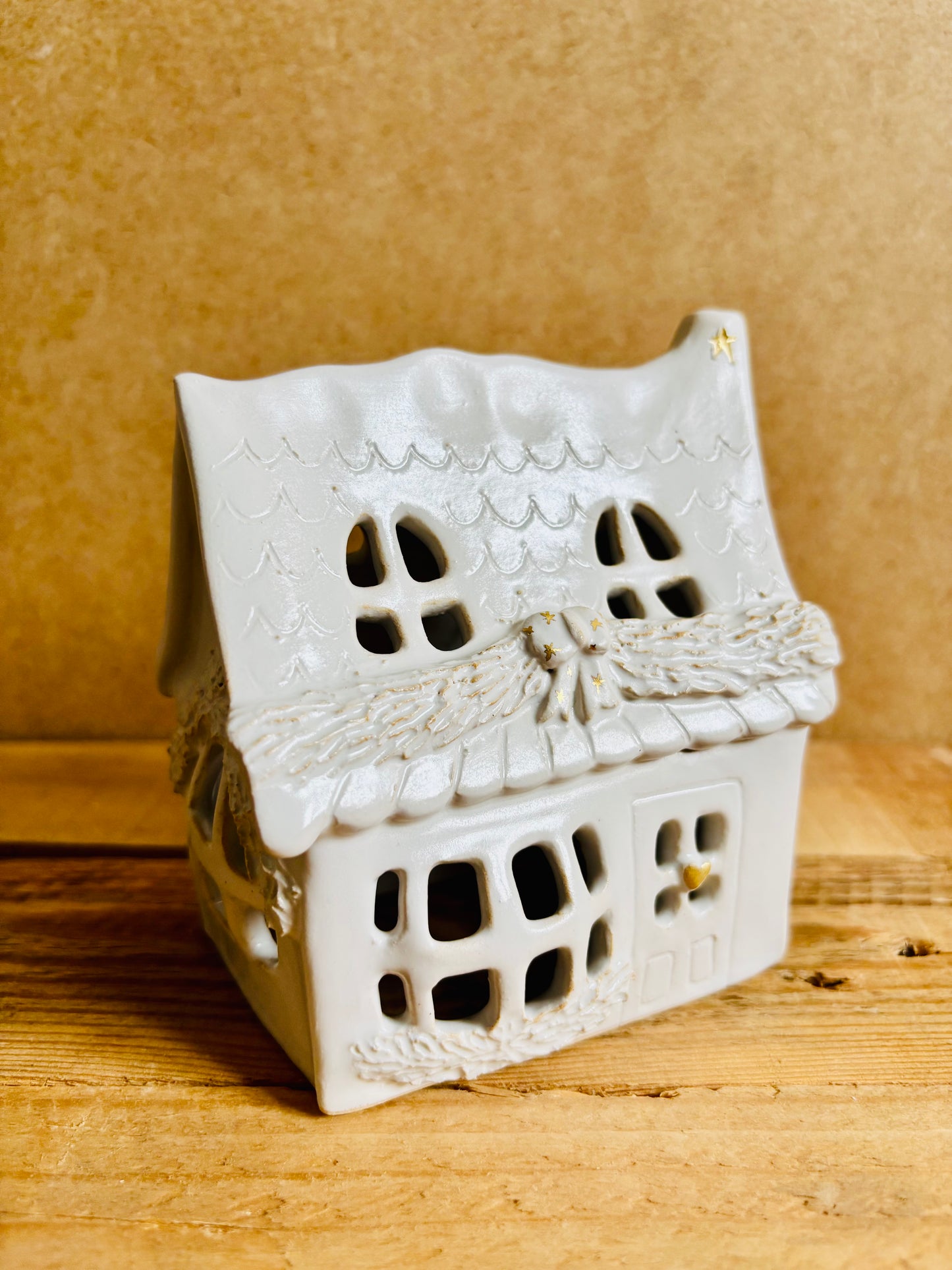 House 1 - white and gold tealight holder